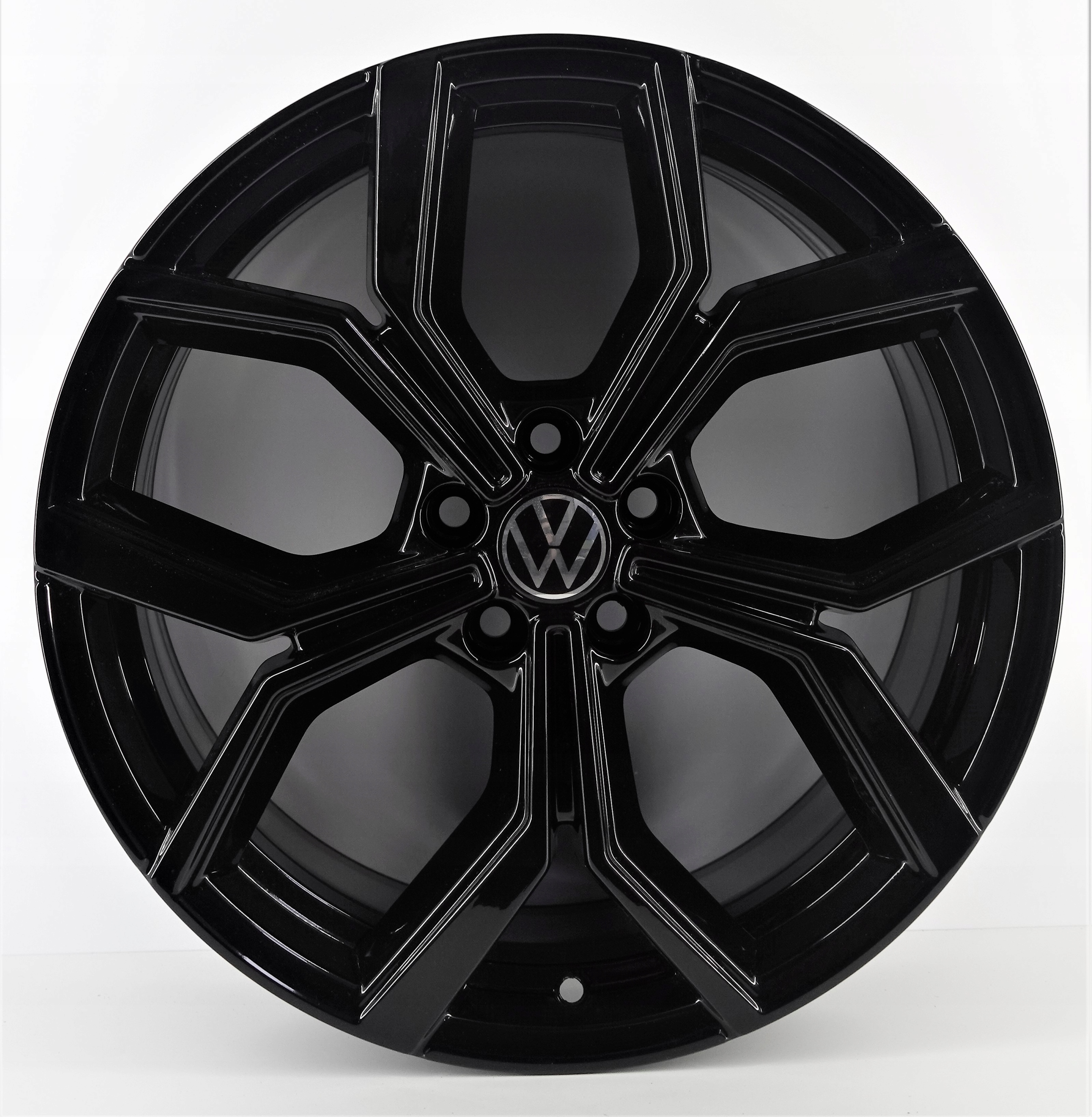 FELGI VW POLO R-LINE 2G0 18 CALI 7,5J 2G0601025AQ