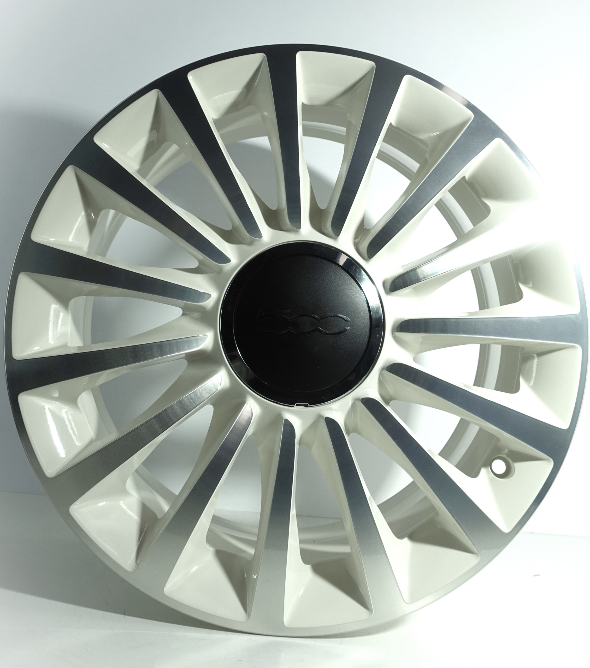 FELGI ALUMINIOWE FIAT 500 BIAŁE 17" 5x98 ET 41 735573714 NOWE ORYGINALNE