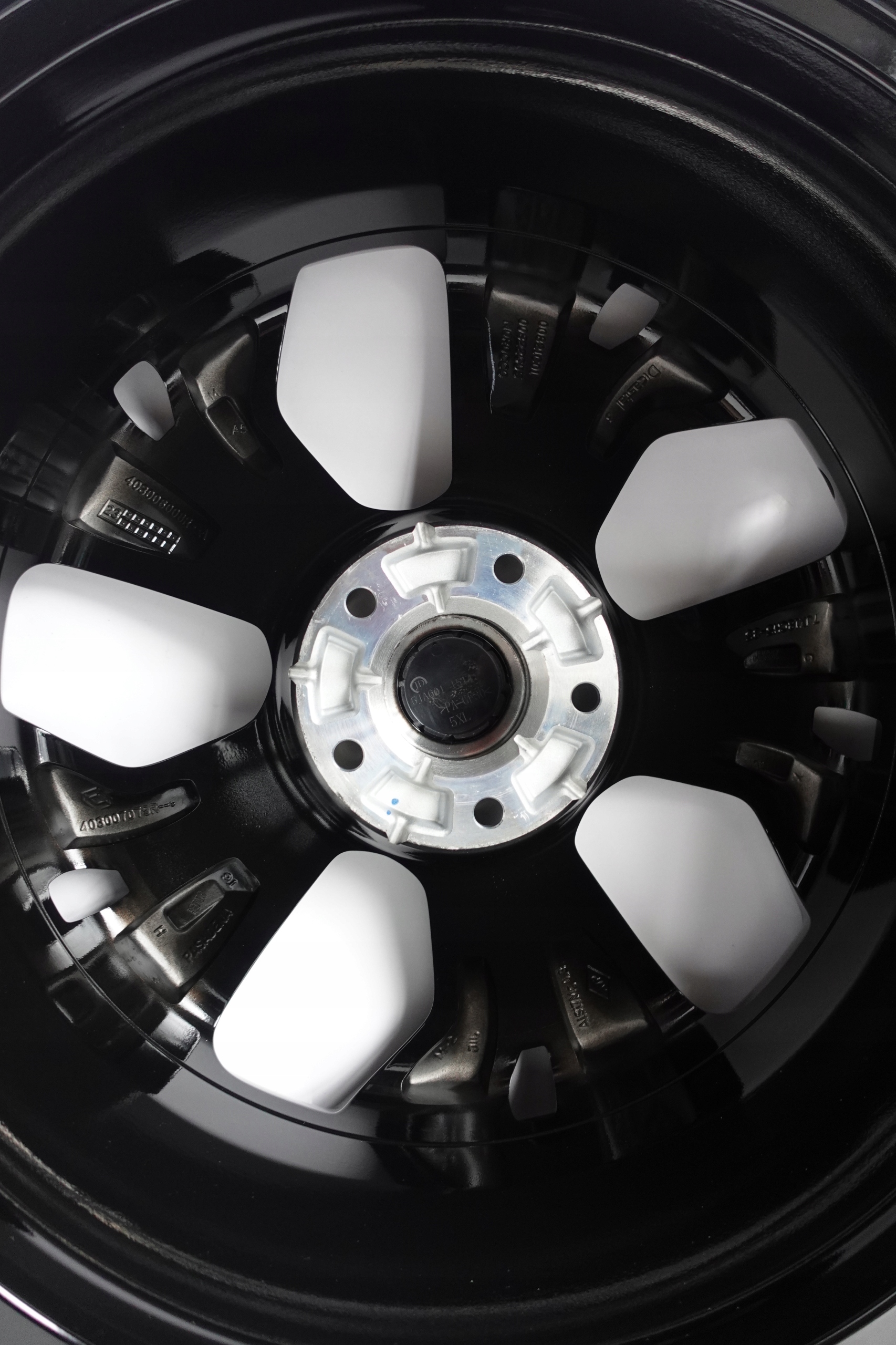 NOWY RENAULT CAPTUR 18" 5x114,3 403003297R ORYGINALNE NOWE felgi aluminiowe