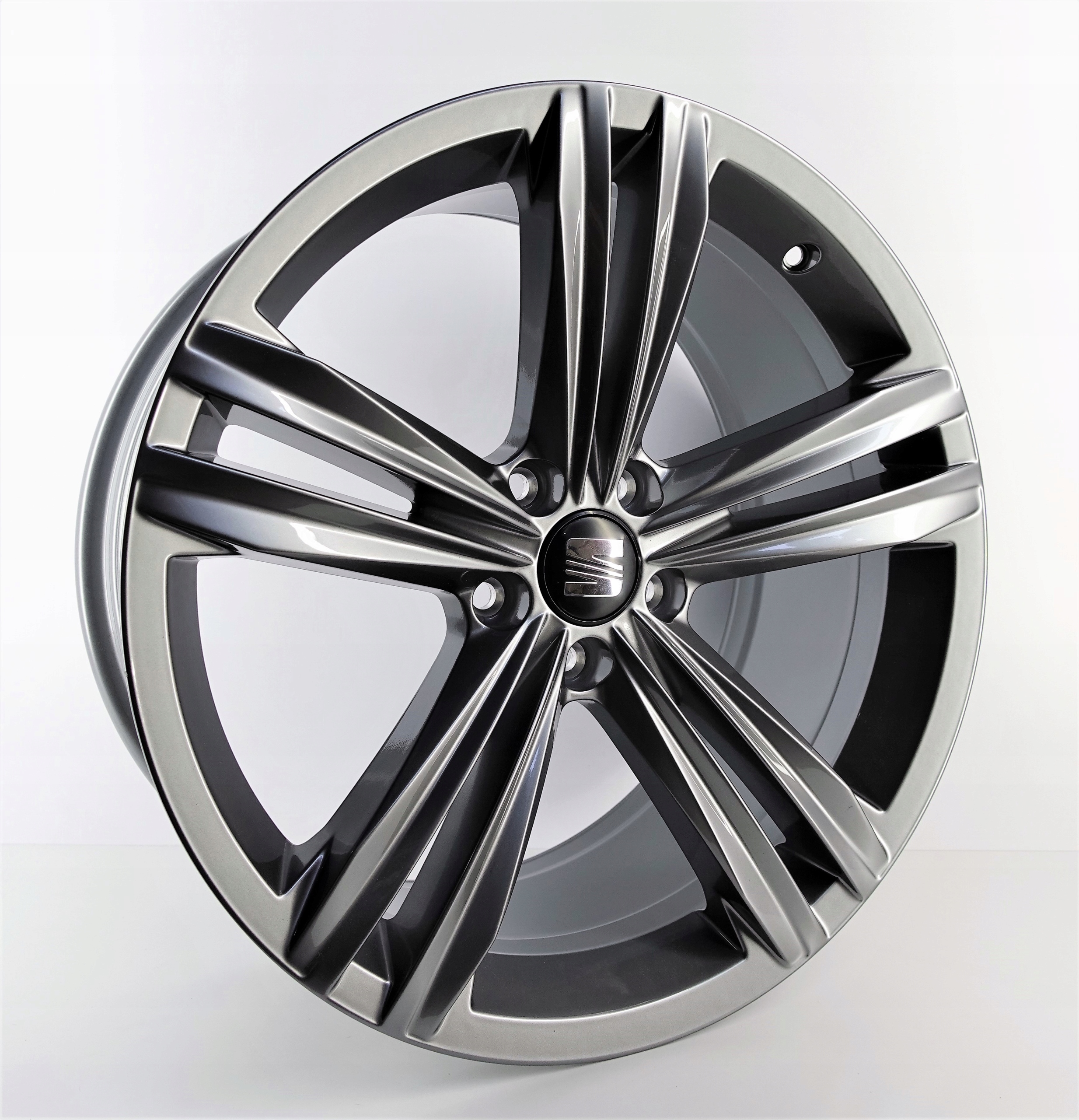 19'' 8,5J ET 38 5x112 NOWE ALUFELGI SEAT