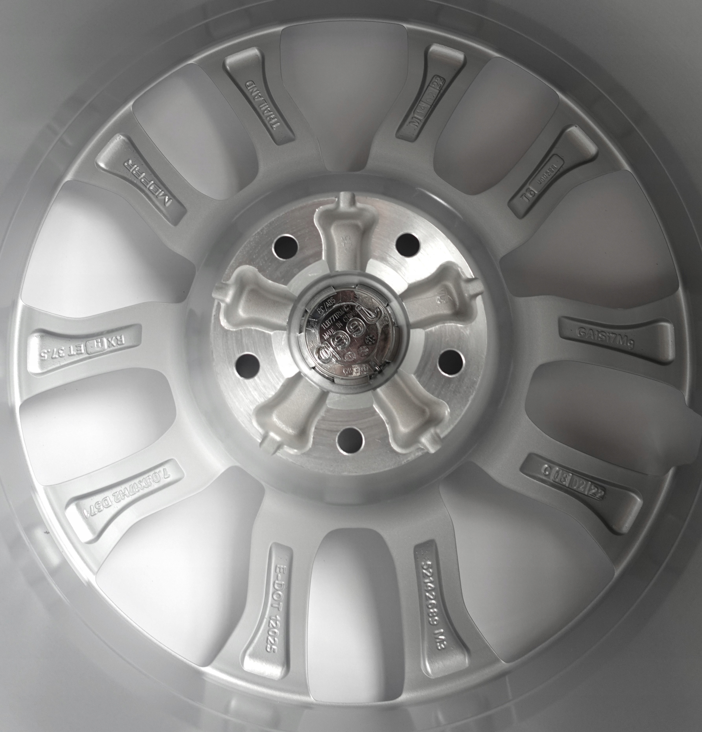 FELGI ALUMINIOWE JEEP MOPAR OE 52142689 7.0" x 17" 5x110 ET 37,5 ORYGINALNE