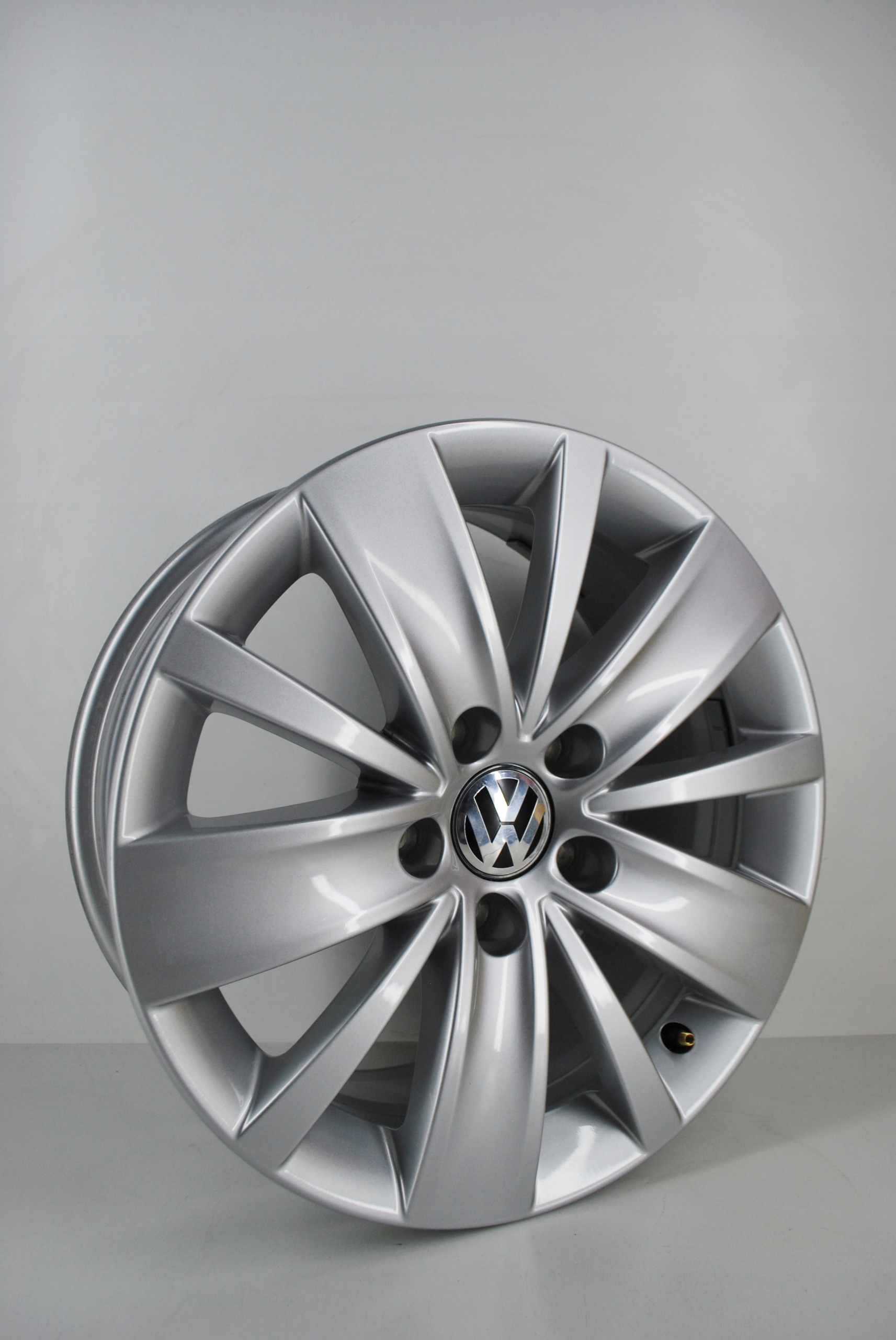 16" 5x112 VW 7N0601025A FELGI ORYGINALNE