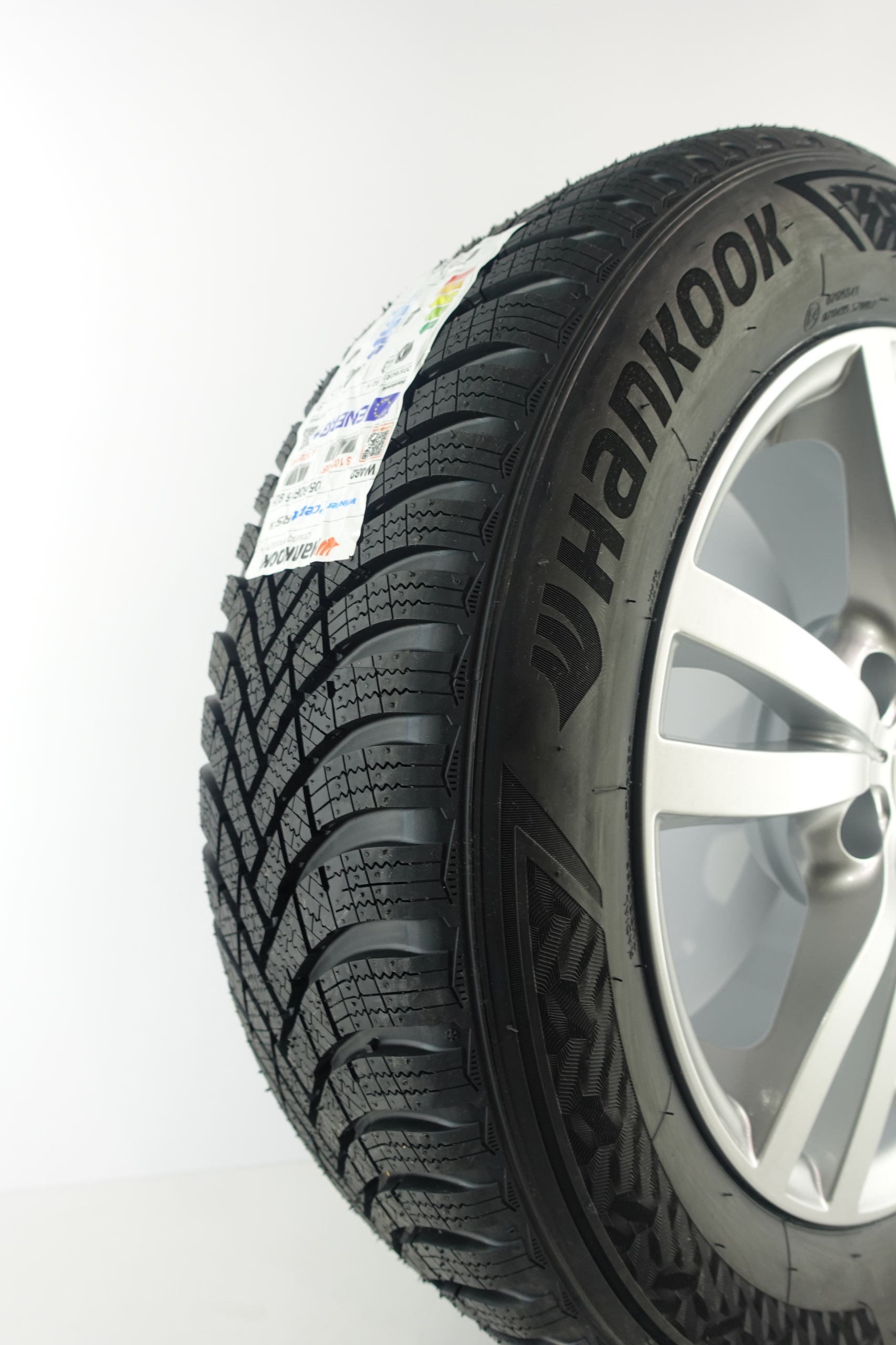 KIA XCEED 16'' 5x114,3 KOŁA ZIMOWE 205/60R16