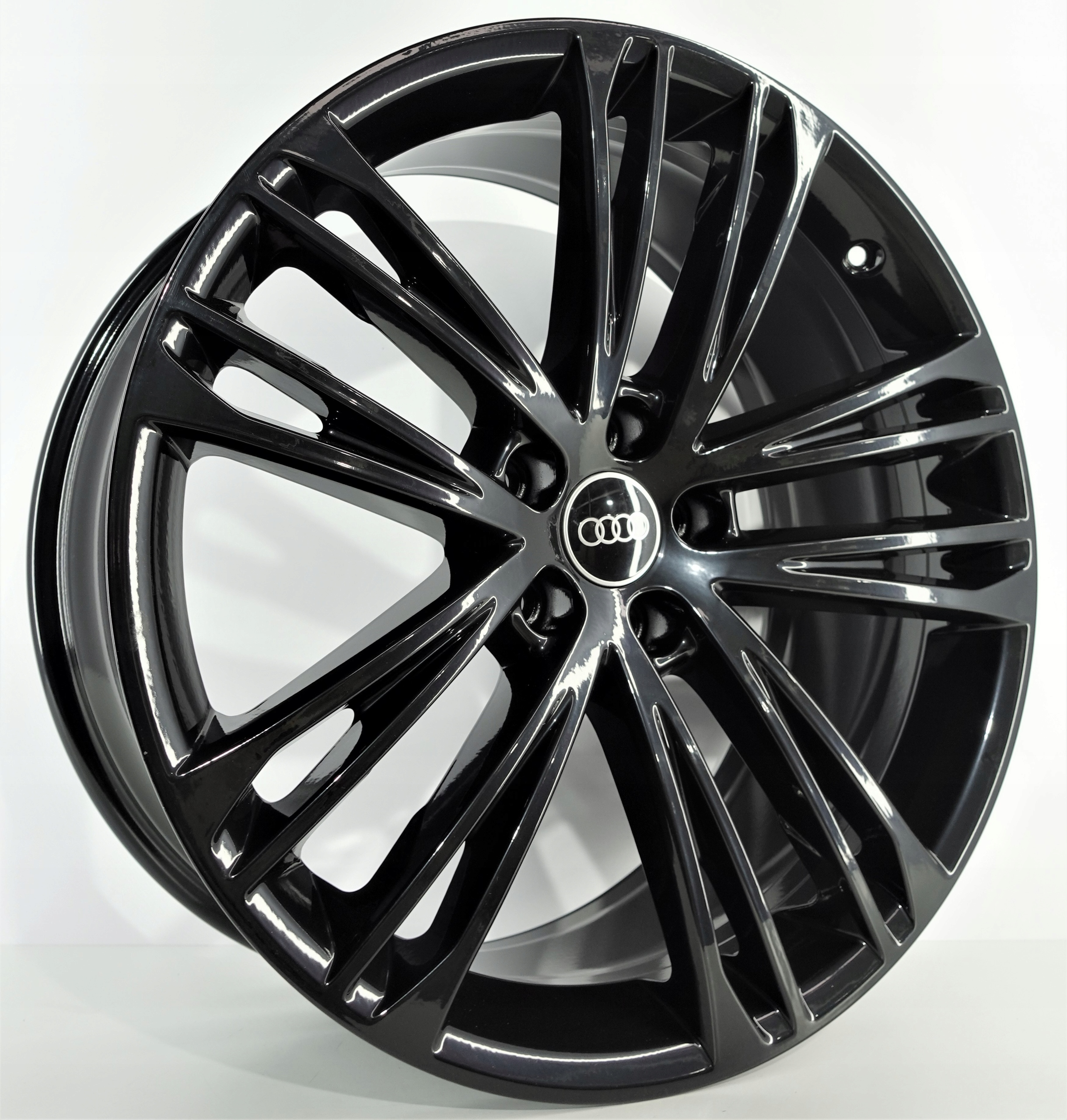 Felgi Audi 20 CALI A7 S7 Q5 SQ5 4G8601025F