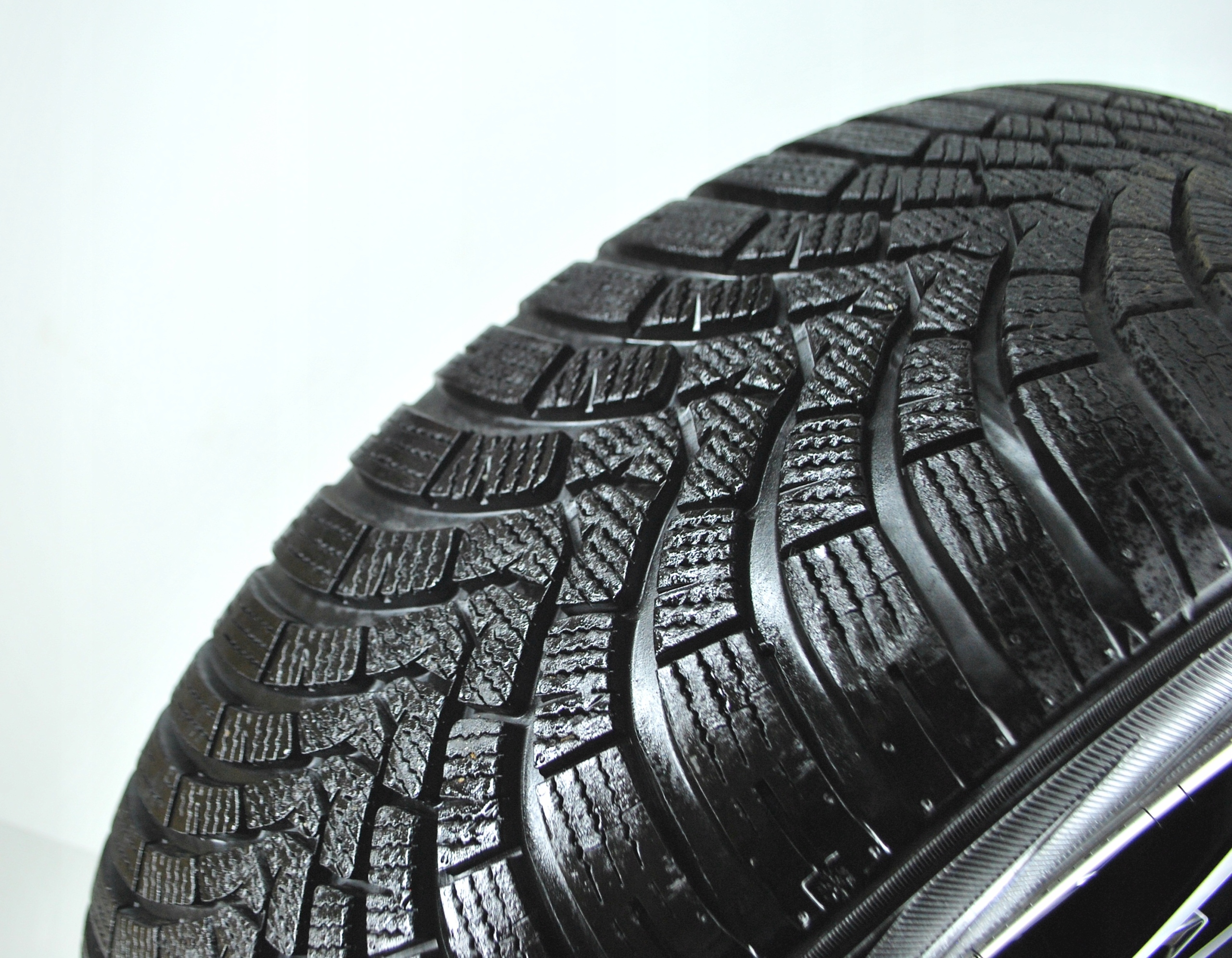 18'' 5x112 VW Koła zimowe 215/55R18 FALKEN