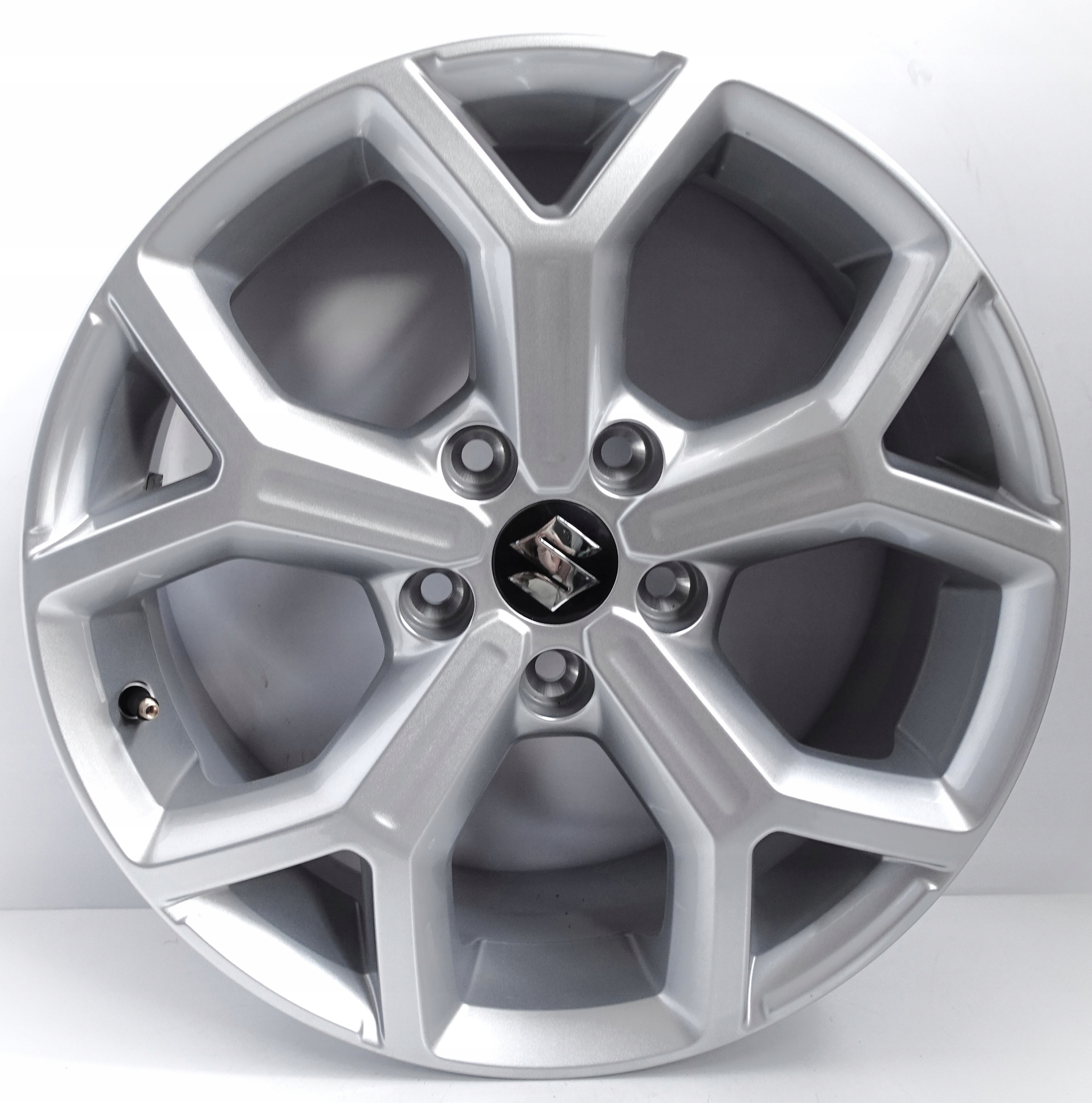 Felgi aluminiowe SUZUKI Renault Kadjar Scenic III Talisman 17" 5x114.3 7J