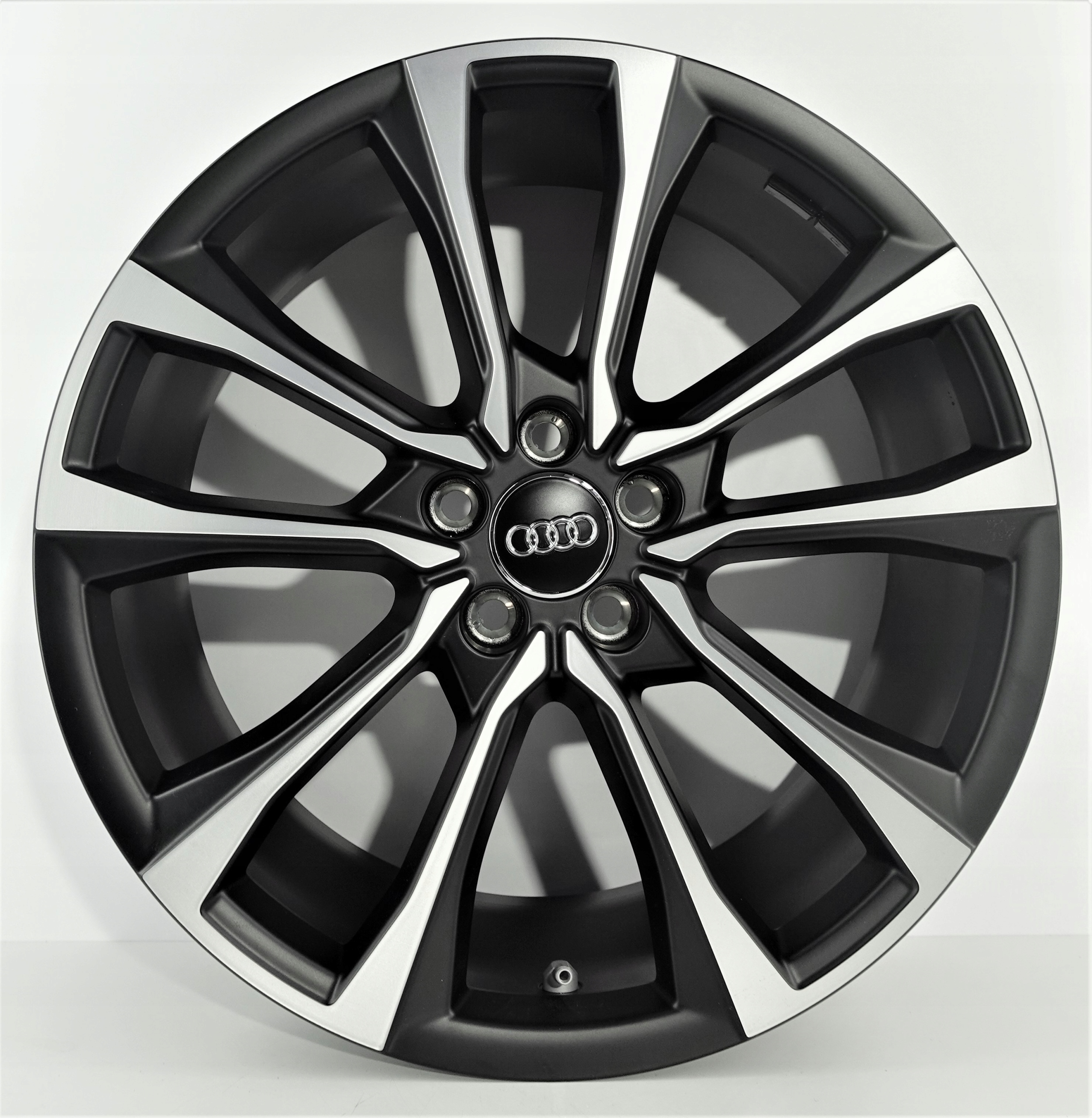 FELGI AUDI A1 18'' 5x100 82A071498 NOWE !!!!