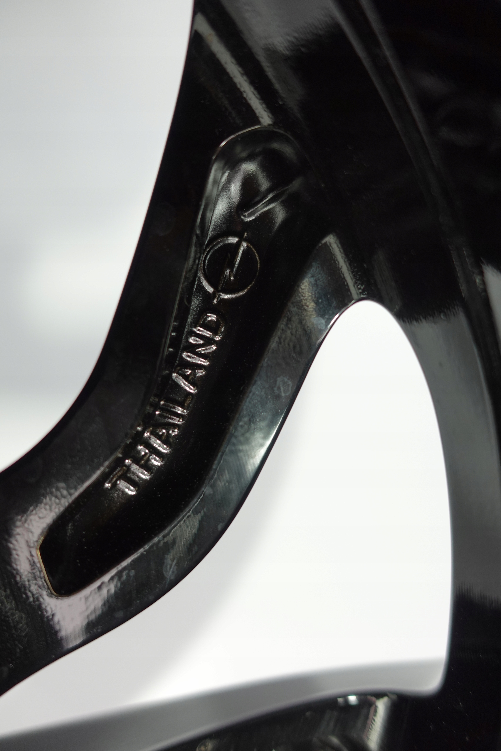 OPEL CORSA 2024 FELGI ALUMINIOWE 16" 4x108 ET 20 oryginalne 39007897