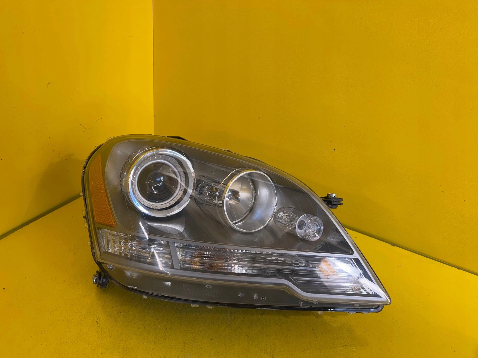 Mercedes ML W164 2005-2008 BI Xenon Frontscheinwerfer Rechts A1648205859 USA