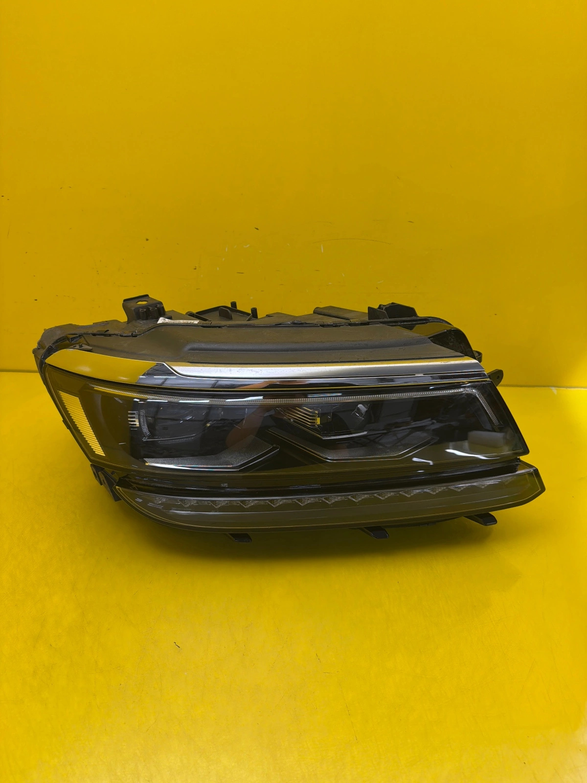 VW Tiguan II 2 Full Led 5NB941114D faro anteriore destro Originale Usato