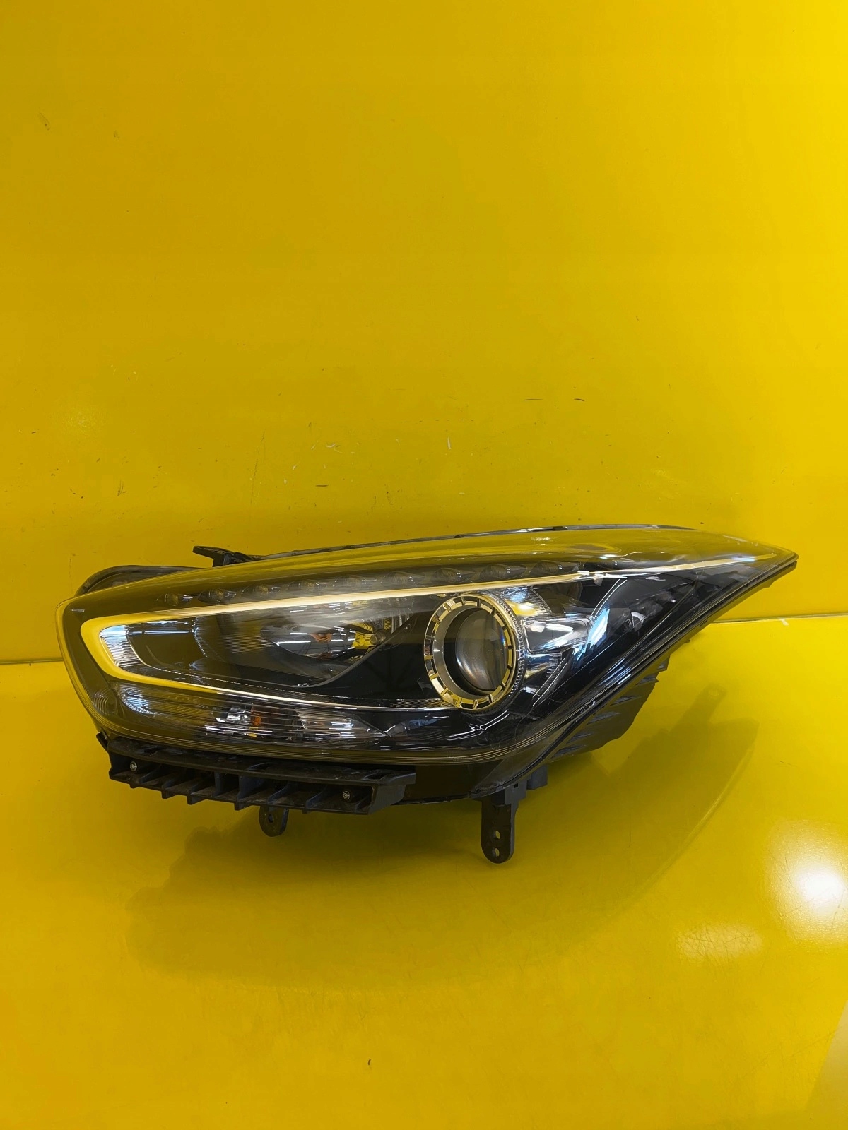 Hyundai i40 Lift 14- Frontscheinwerfer Links 92102-3Z530 LHD OE Original Teil