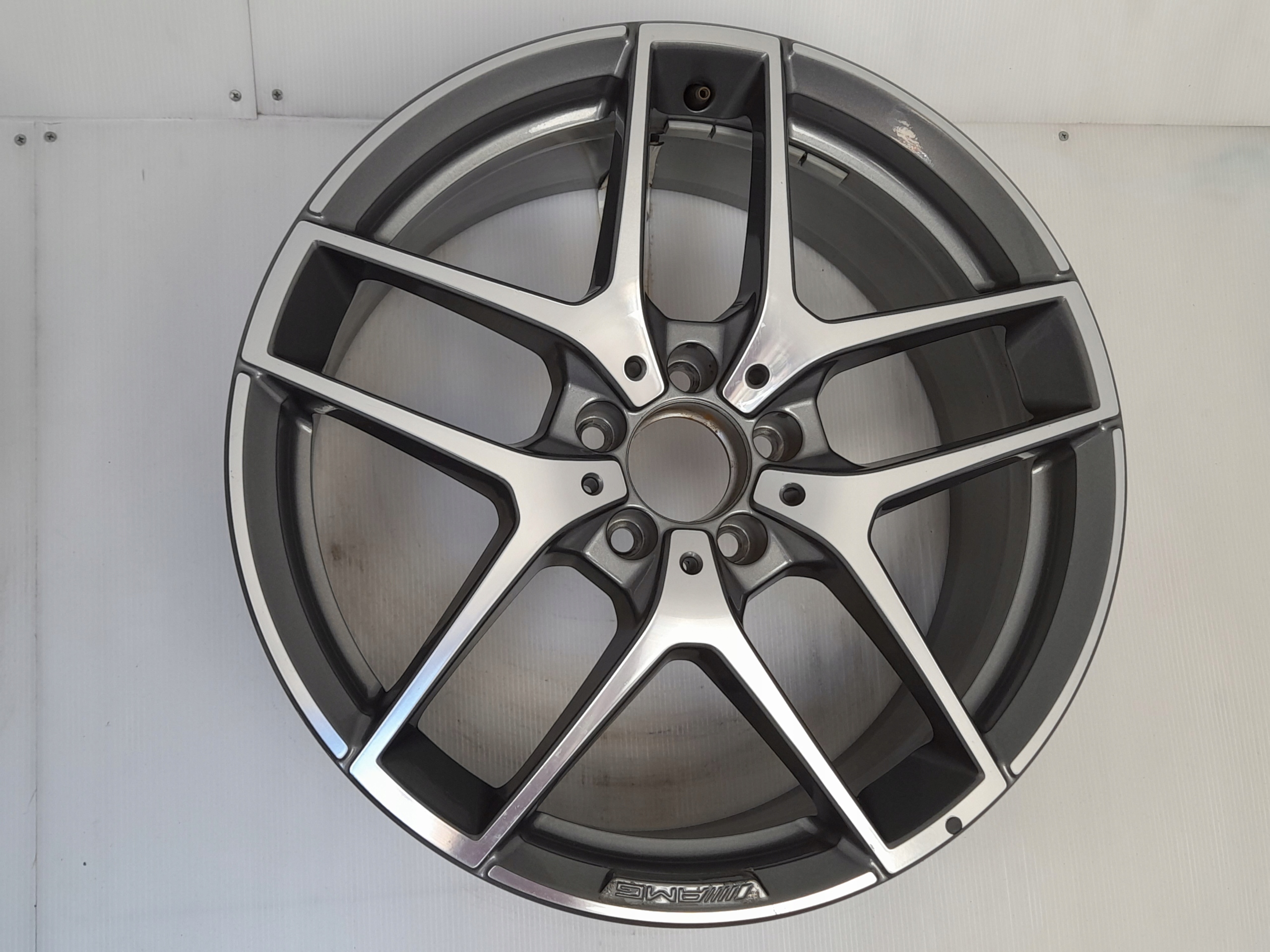Original Alufelge Mercedes-Benz 19 Zoll 8,0J 5x112 ET43,5 Nabe 66,6 szary