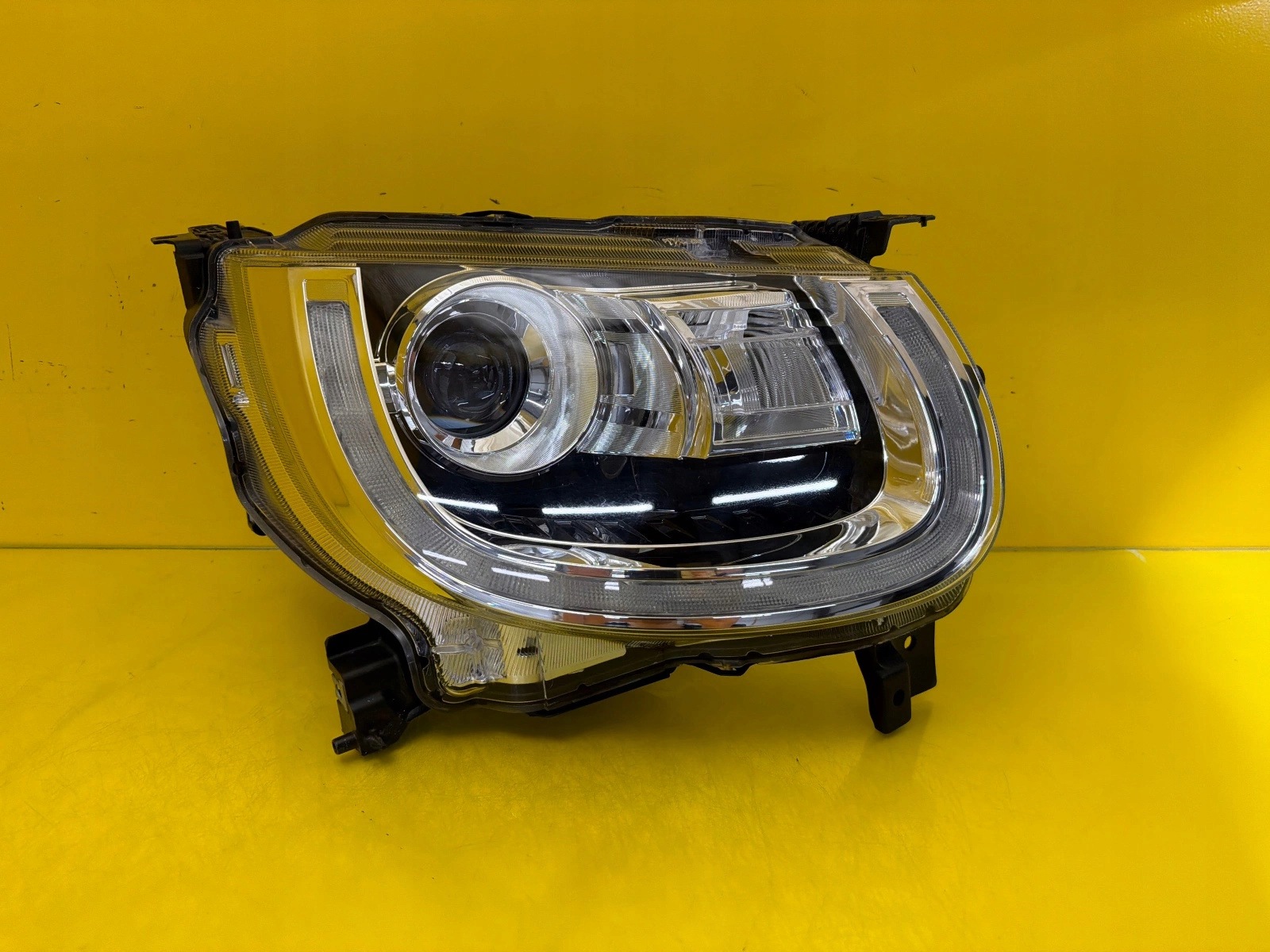 Suzuki Ignis 2017- Full Led 100-59347 phare avant droit d'origine Occasion Pièce