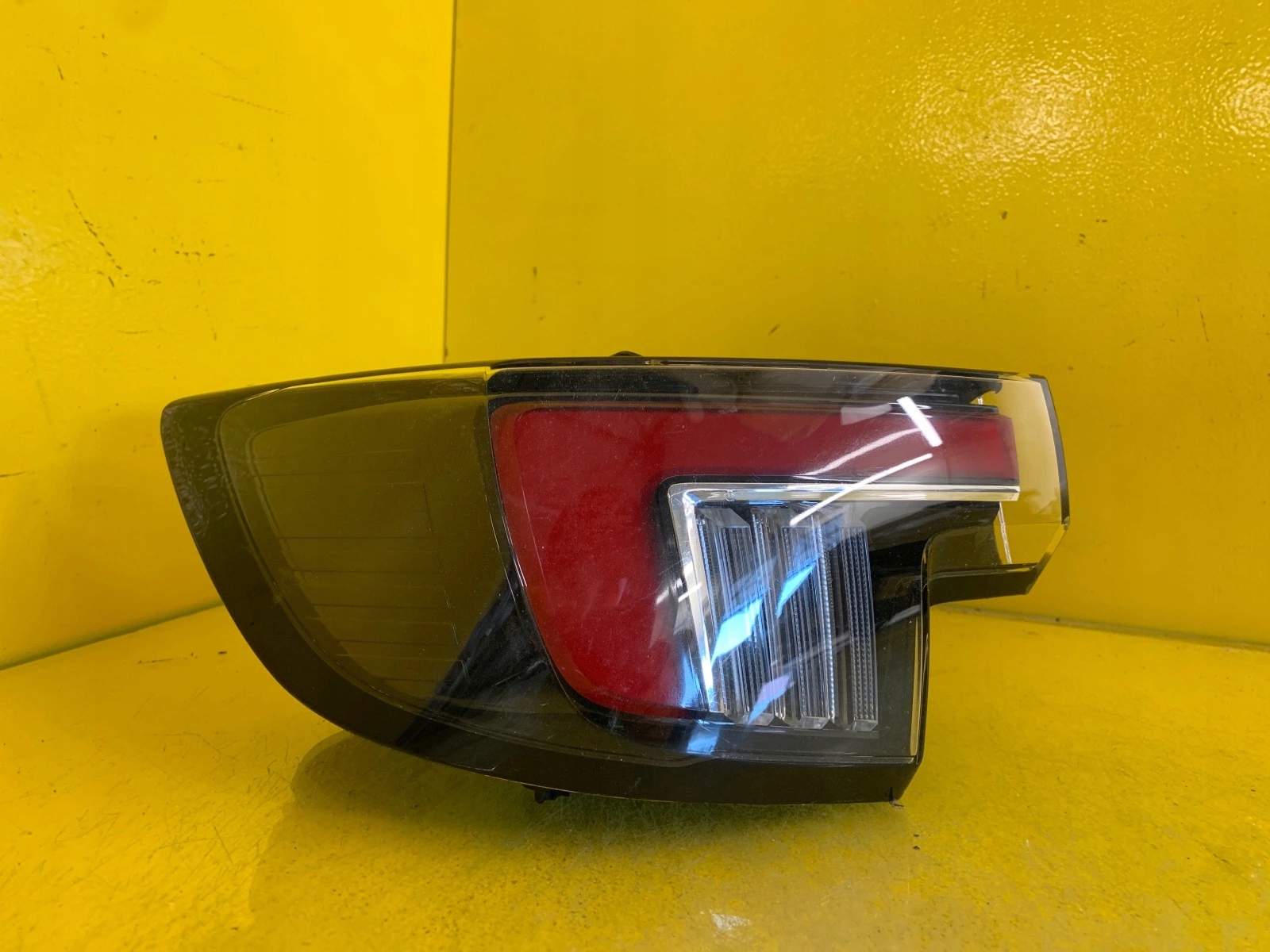 Tył Opel Mokka B II 20- Heckleuchte Rückleuchte Links 9833721880 LHD OE Original