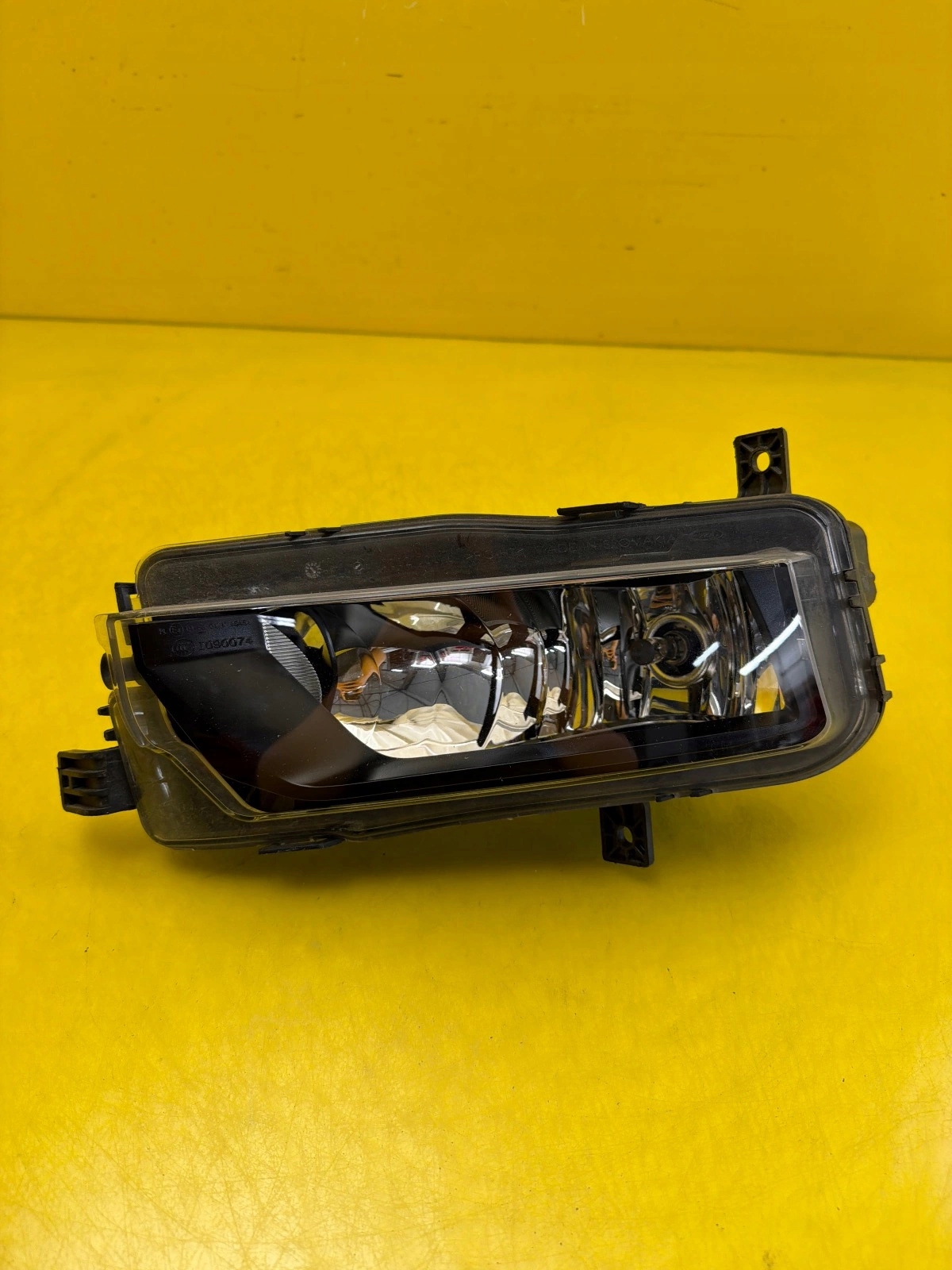 VW Caddy 2K5 2015-20 Nebelscheinwerfer Rechts FOG LIGHT 2K5941661B Original