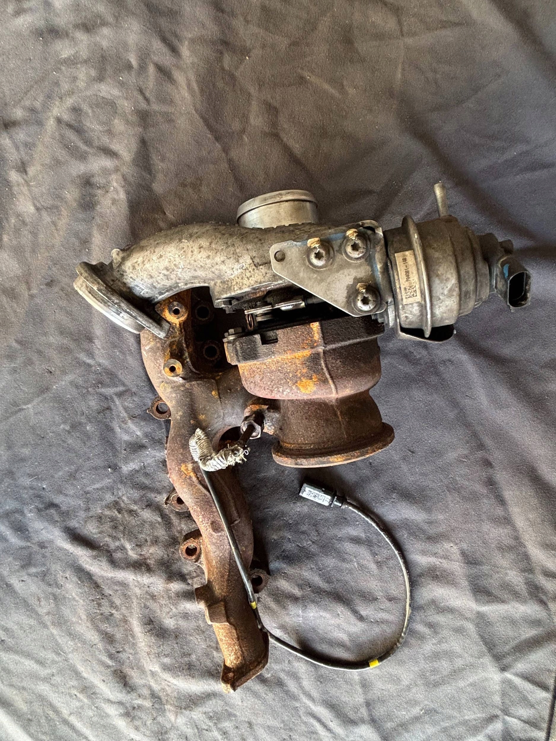 Original Turbolader VW Multivan T6 GTD1446VZ 8737571 04L253014M Gebraucht