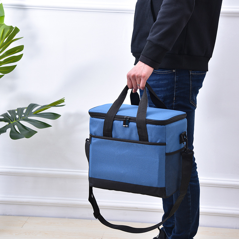 torba termiczna 16 l wnetrze folia termoizolacyjna latwe czyszczenie