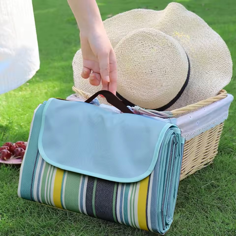 koc piknikowy simplo niebieski na plażę i piknik 150x200