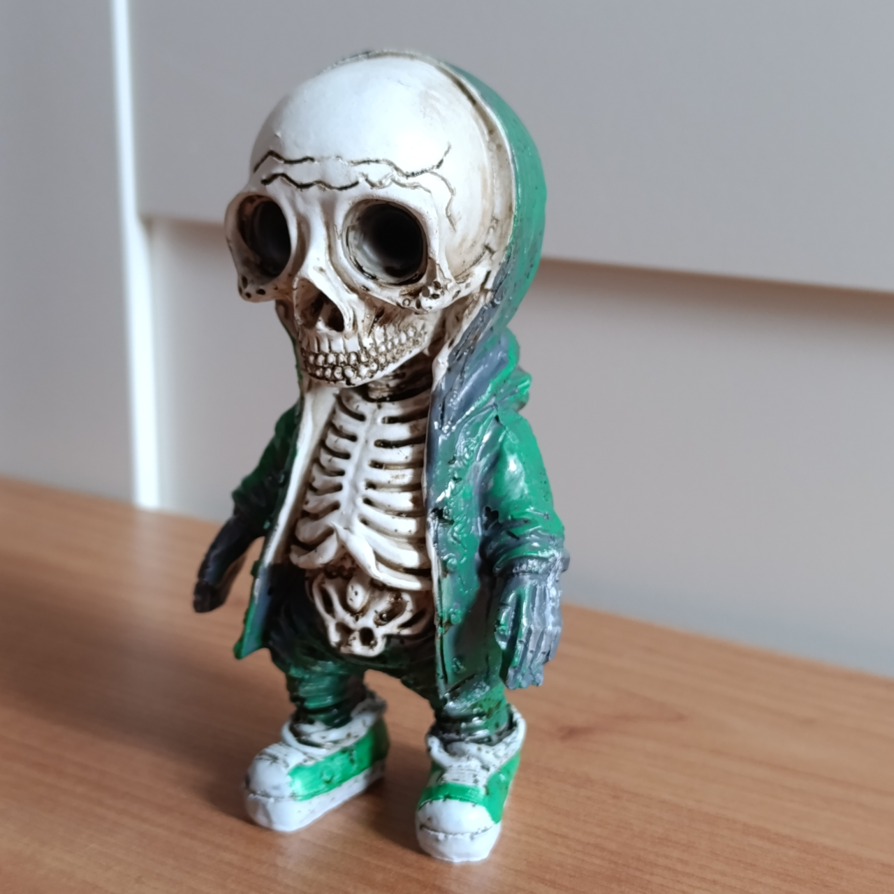 figurka szkielet halloween detale dłoni i kości
