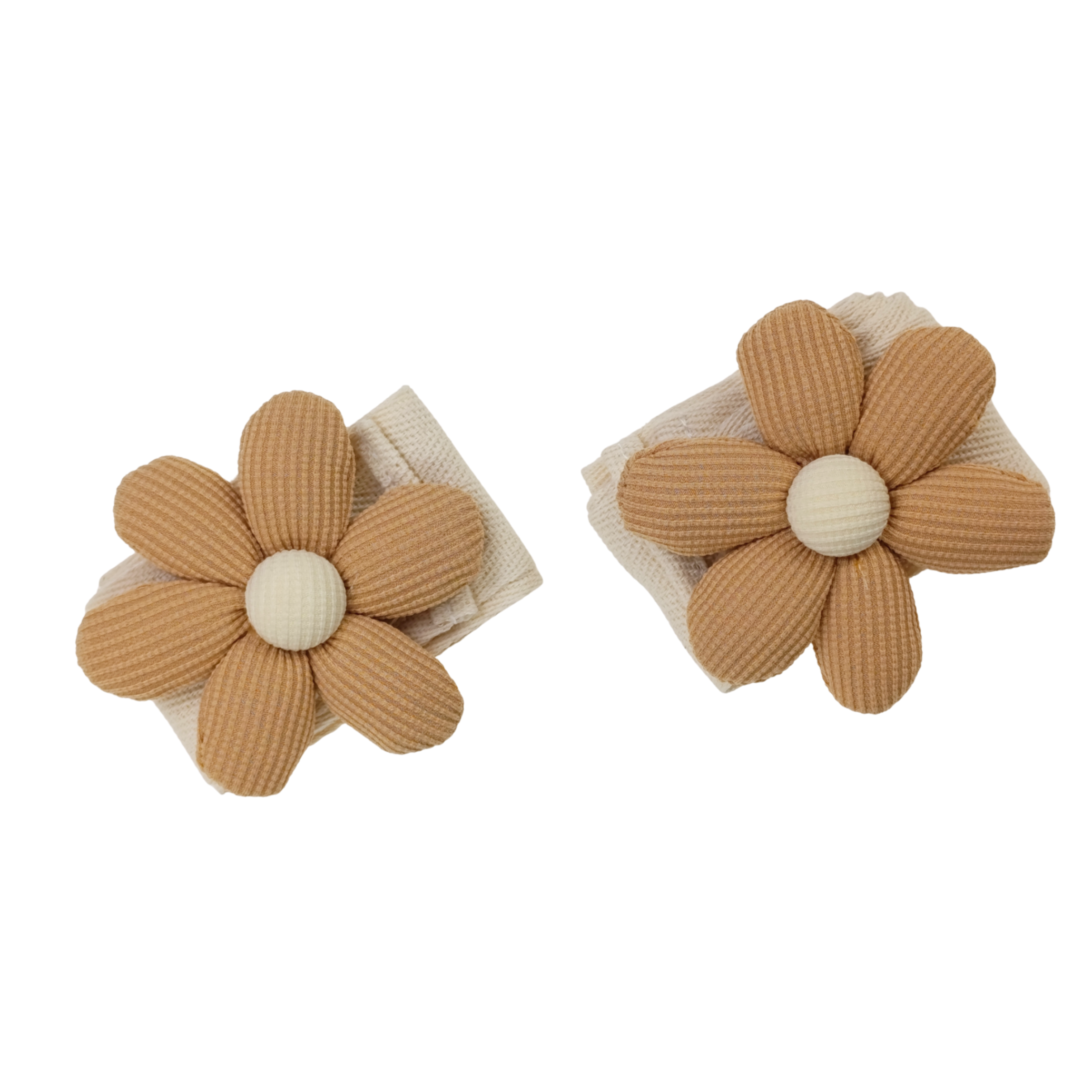 upięcie do zasłon firanek kwiatek brąz beż kremowa tasiemka aranżacja