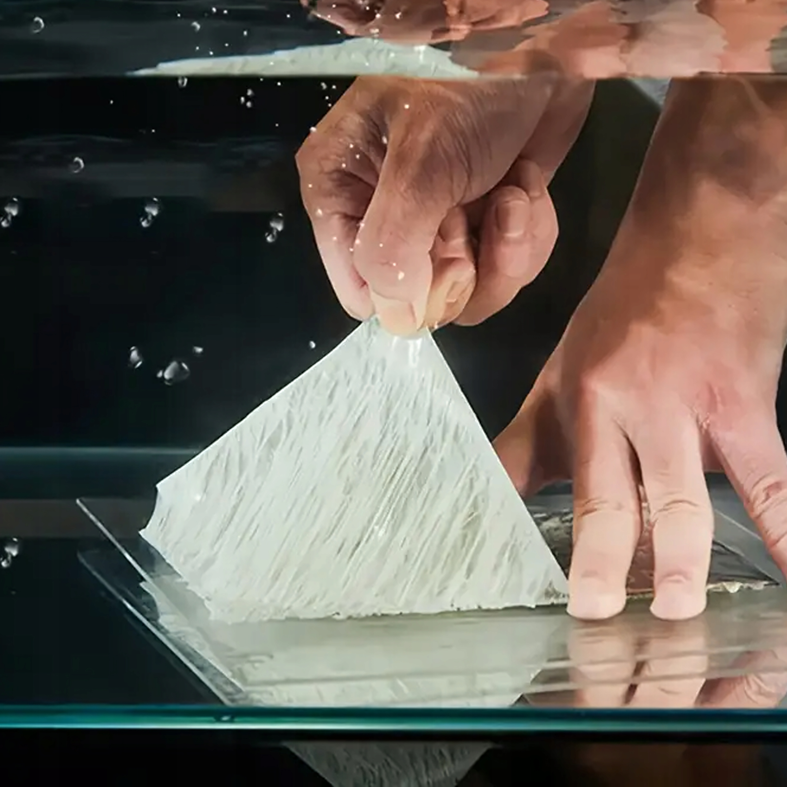 taśma butylowa FAQ odporna UV na zewnątrz malowanie trzymanie na mokrej powierzchni temperatura 120C