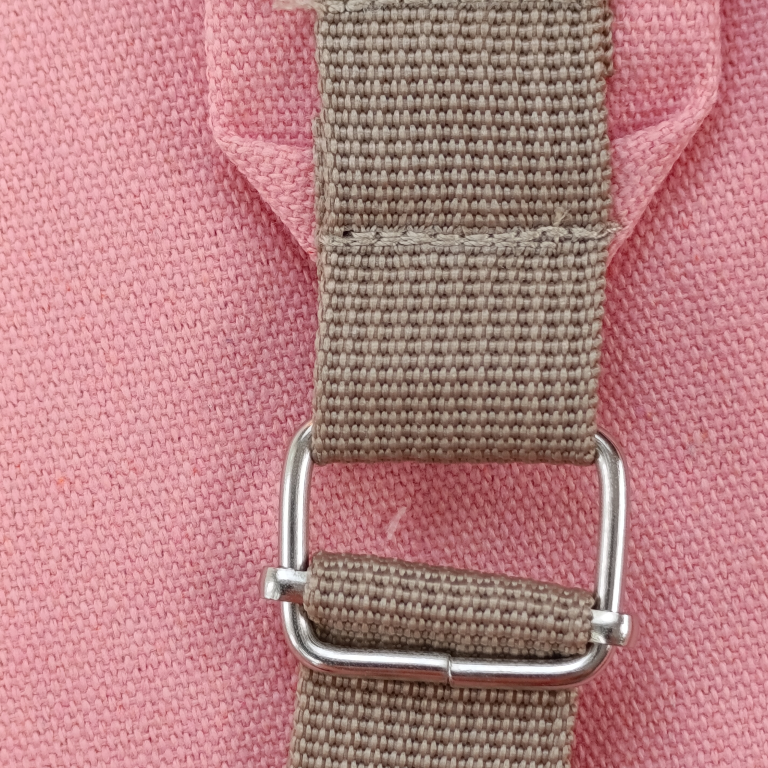 Detal nadruku – króliczek