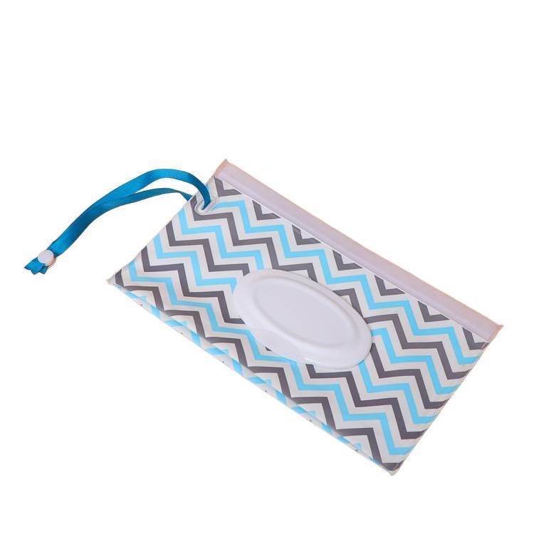 Etui w8 – aranżacja w domu/podróży