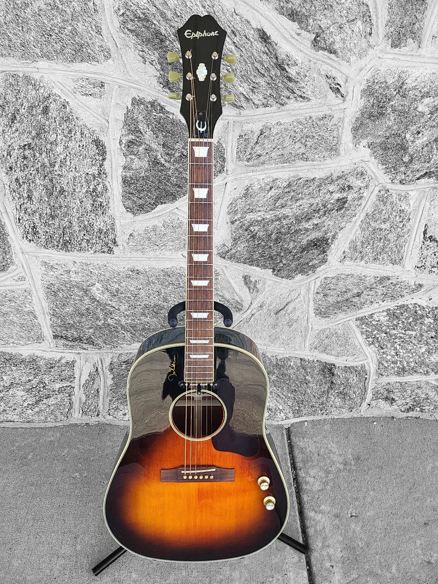 Epiphone John Lennon EJ-160E Acoustic Electric Guitar with