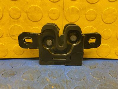 16 17 18 19 VOLVO XC60 Right Hood Lock OEM 31479660