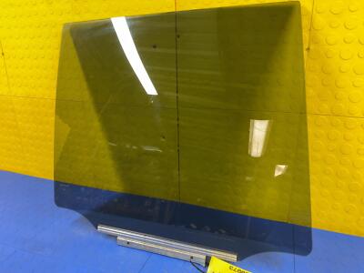 03 04 05 06 07 08 09 LEXUS GX470 Rear Right Door Glass Window OEM 68113-60240 089973