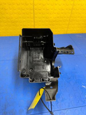13 14 15 16 MERCEDES GL450 Under Hood Relay Junction Box Case OEM A1665400224