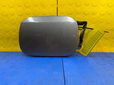 03 04 05 06 07 08 09 MERCEDES E-350 Fuel Filler Door OEM 2105849717