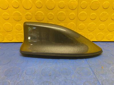 16 17 18 19 20 21 22 TOYOTA PRIUS Roof Shark Antenna OEM 86077-47020