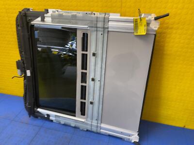10 11 12 13 14 15 MERCEDES E-350 Sunroof Sun Roof Assy OEM A2047800029