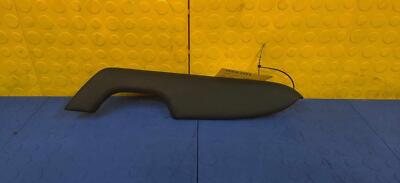 16 17 18 19 20 21 22 TOYOTA PRIUS Front Right Door Arm Rest OEM 74220-47010