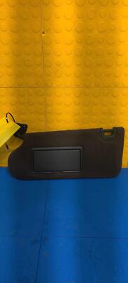 19 20 INFINITI QX50 Driver Left Sun Visor Illuminated OEM 96401-5NA5B Infiniti