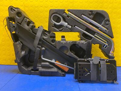 03 04 05 06 07 08 09 10 PORSCHE CAYENNE Jack Tool Kit OEM 95572110100