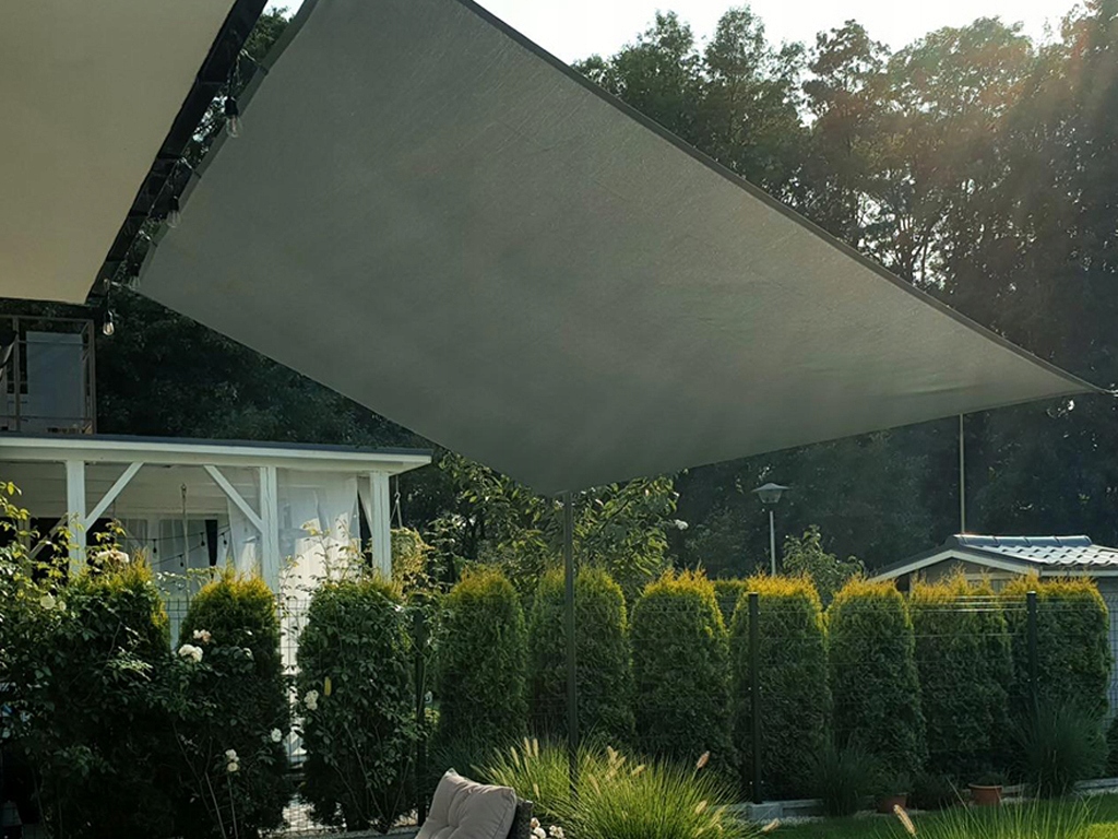 ŻAGIEL PRZECIWSŁONECZNY WODOSZCZELNY NA WYMIAR PREMIUM DO OGRODU NA TARAS