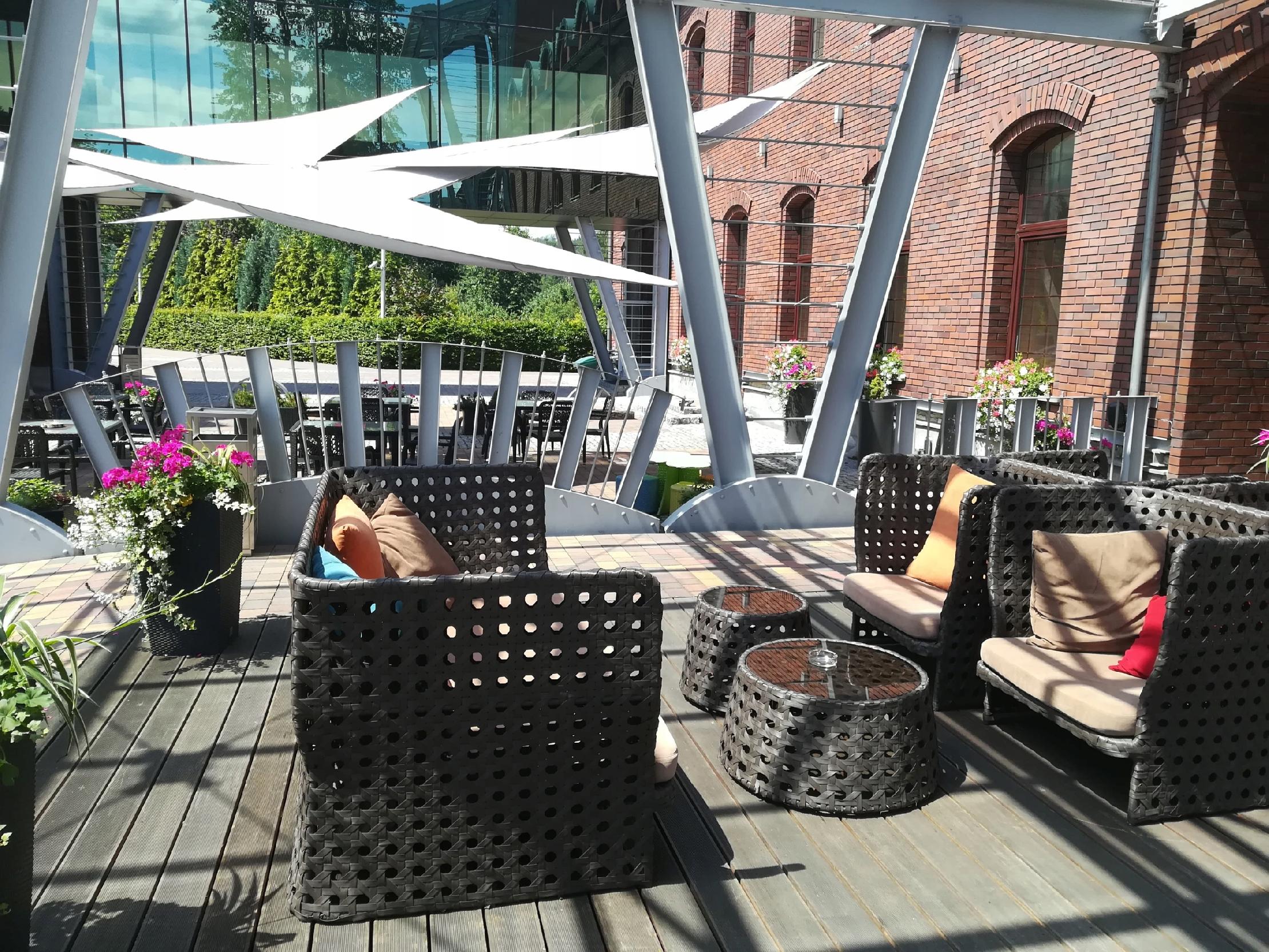 ŻAGIEL PRZECIWSŁONECZNY WODOSZCZELNY PREMIUM DACH TRÓJKĄT BIAŁY 4,2X4,2X5,9