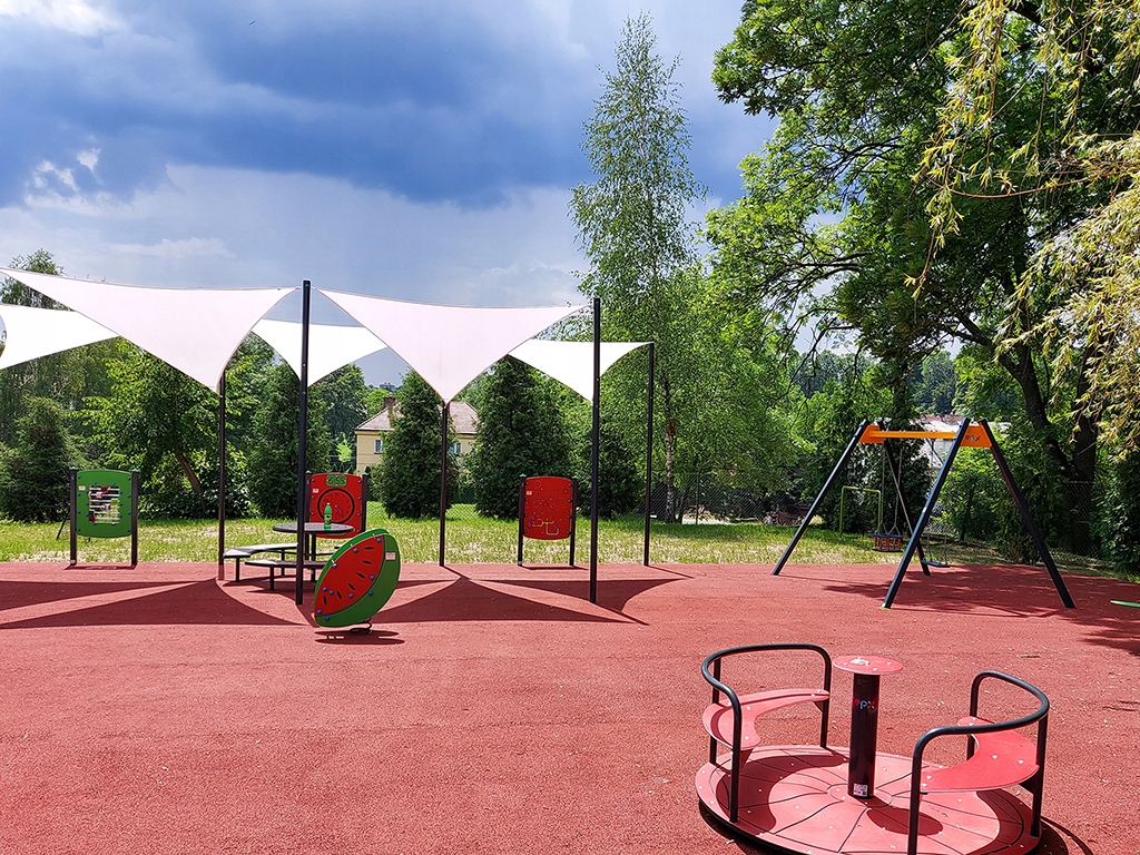 ŻAGIEL PRZECIWSŁONECZNY WODOSZCZELNY PREMIUM DACH TRÓJKĄT BIAŁY 4,2X4,2X5,9