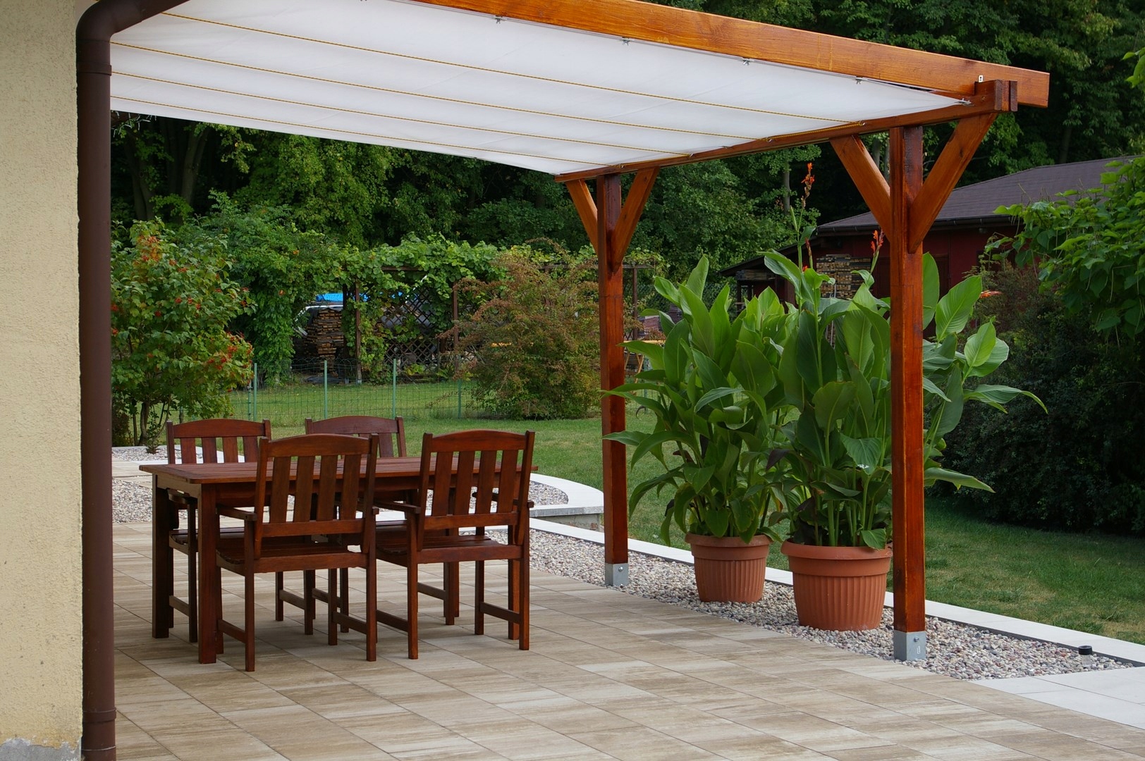 ŻAGIEL PRZECIWSŁONECZNY OGRODOWY ROZSUWANY 2,5X5M