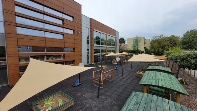 ŻAGIEL PRZECIWSŁONECZNY OGRODOWY BARDZO MOCNY HDPE TRÓJKĄT PIASKOWY 7X7X7